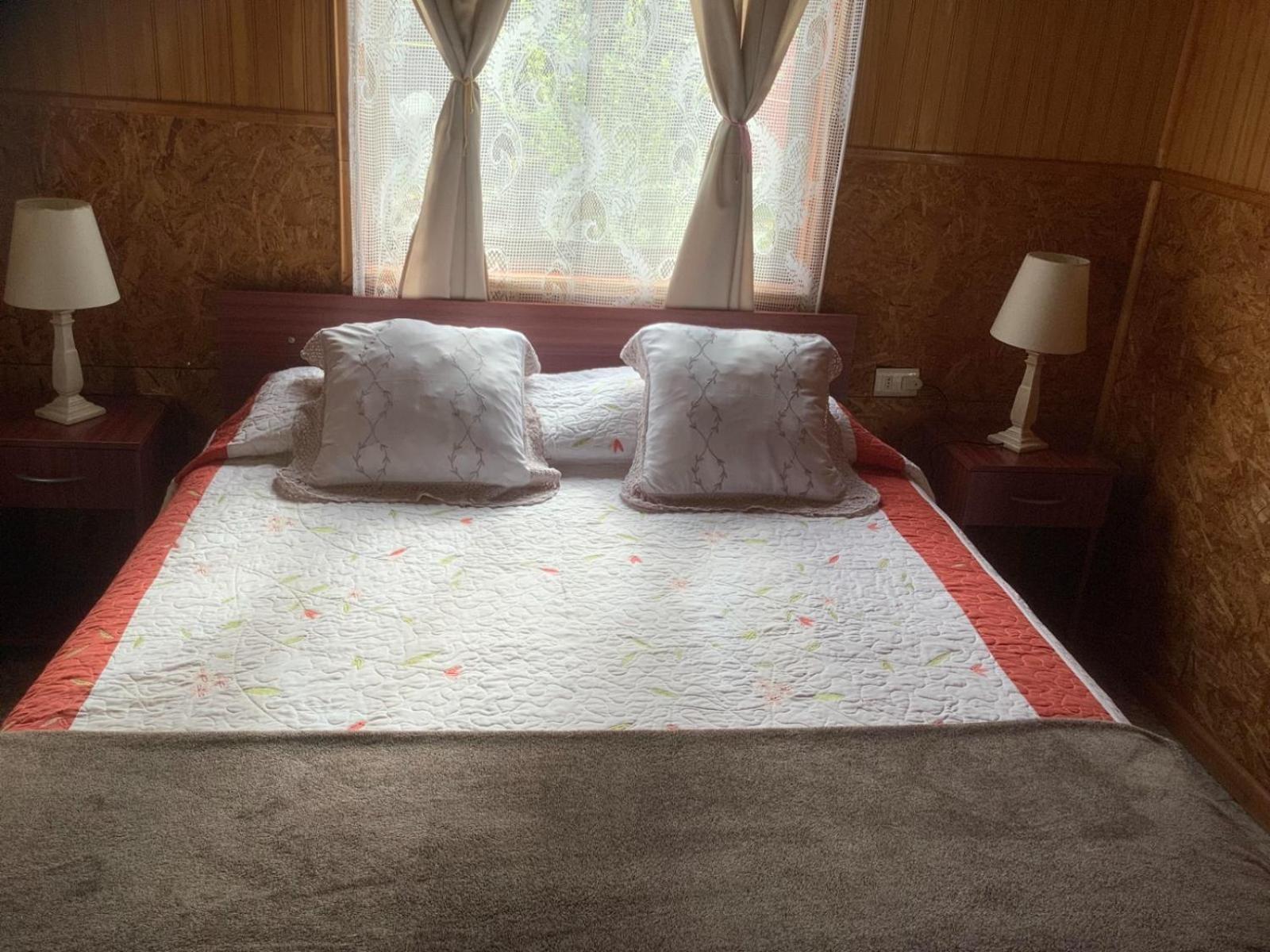 Hostal Y Cabanas Ventisquero Puerto Puyuguapi Kamer foto